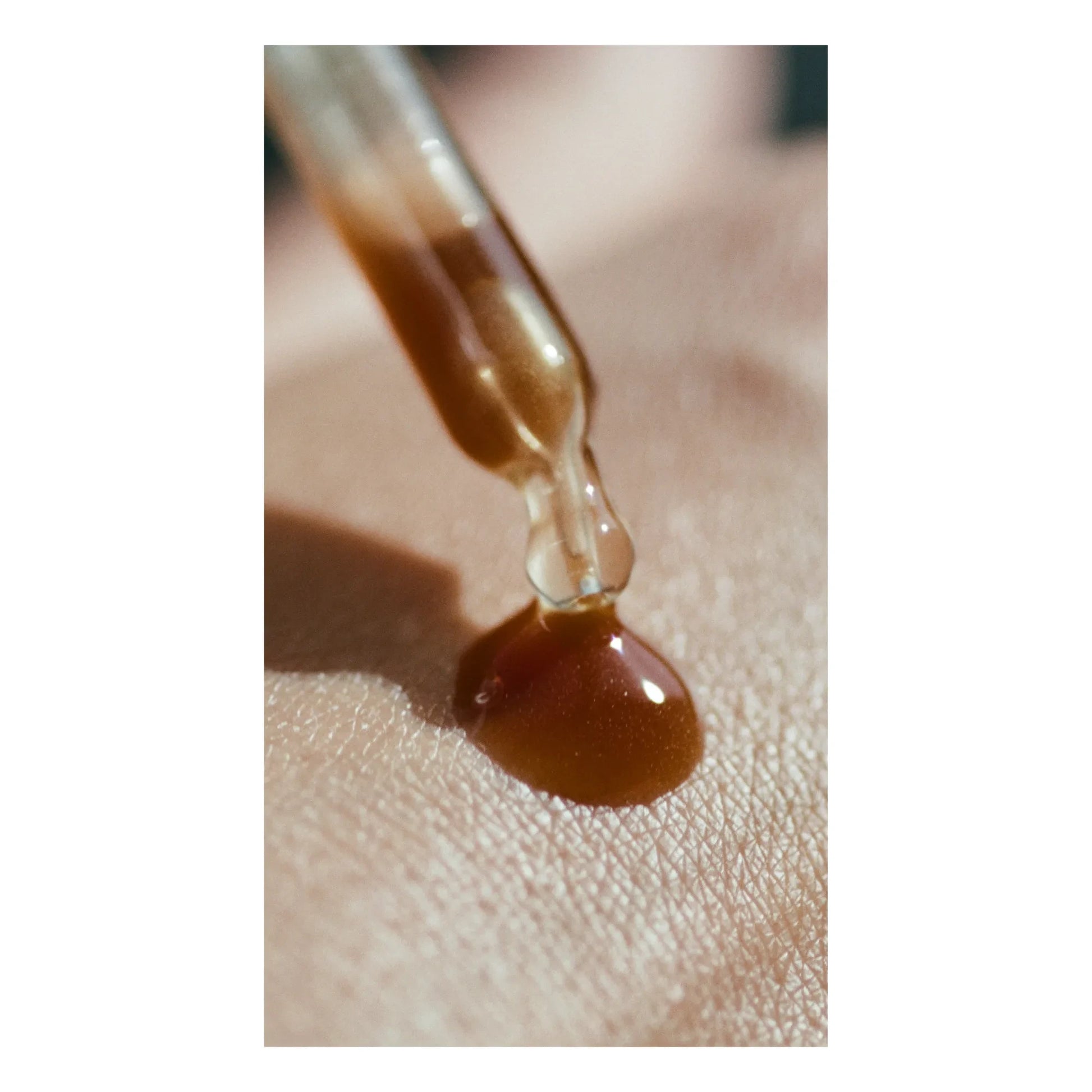 L:A BRUKET - Rejuvenating Hand Serum - 30 ml