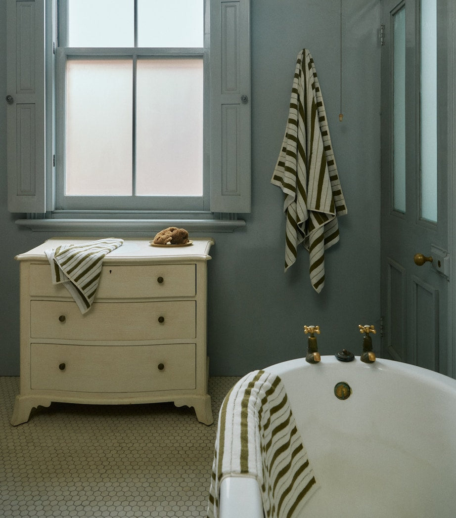 BAINA Organic Cotton Franklin Bath Towel (70cm x 140cm)