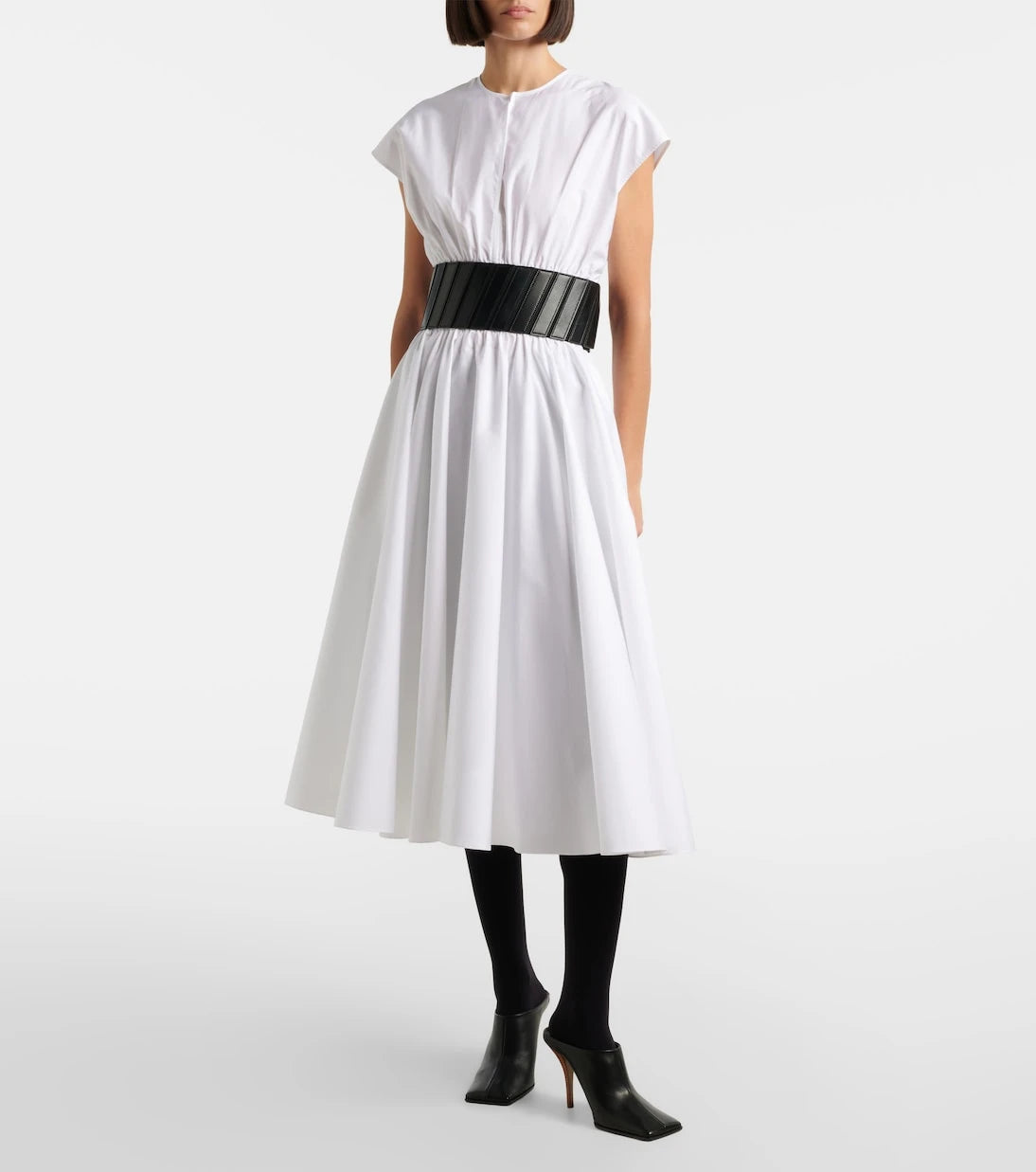 Alaïa - فستان قطني متوسط الطول بحزام