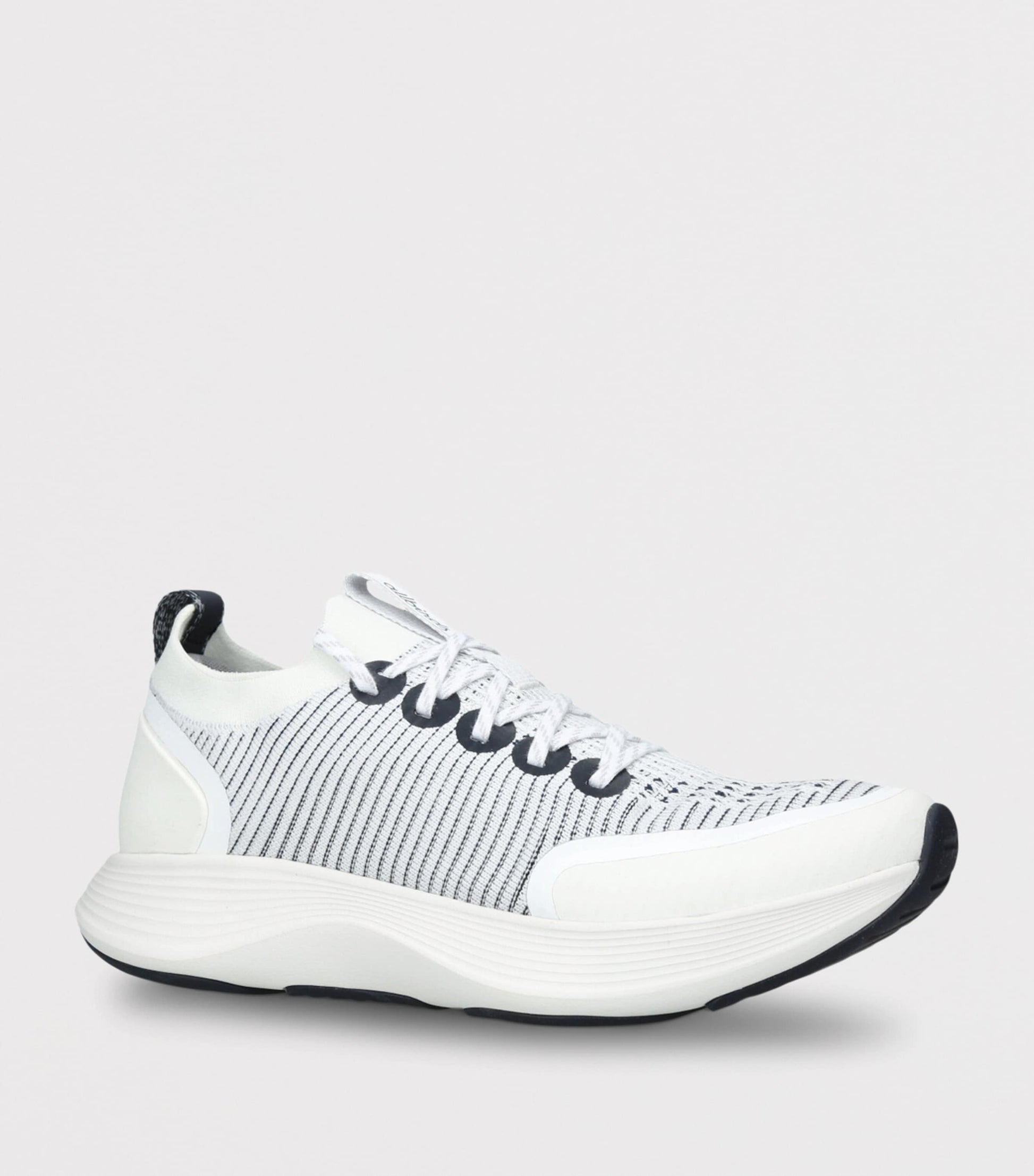 Strider Low-Top Sneakers