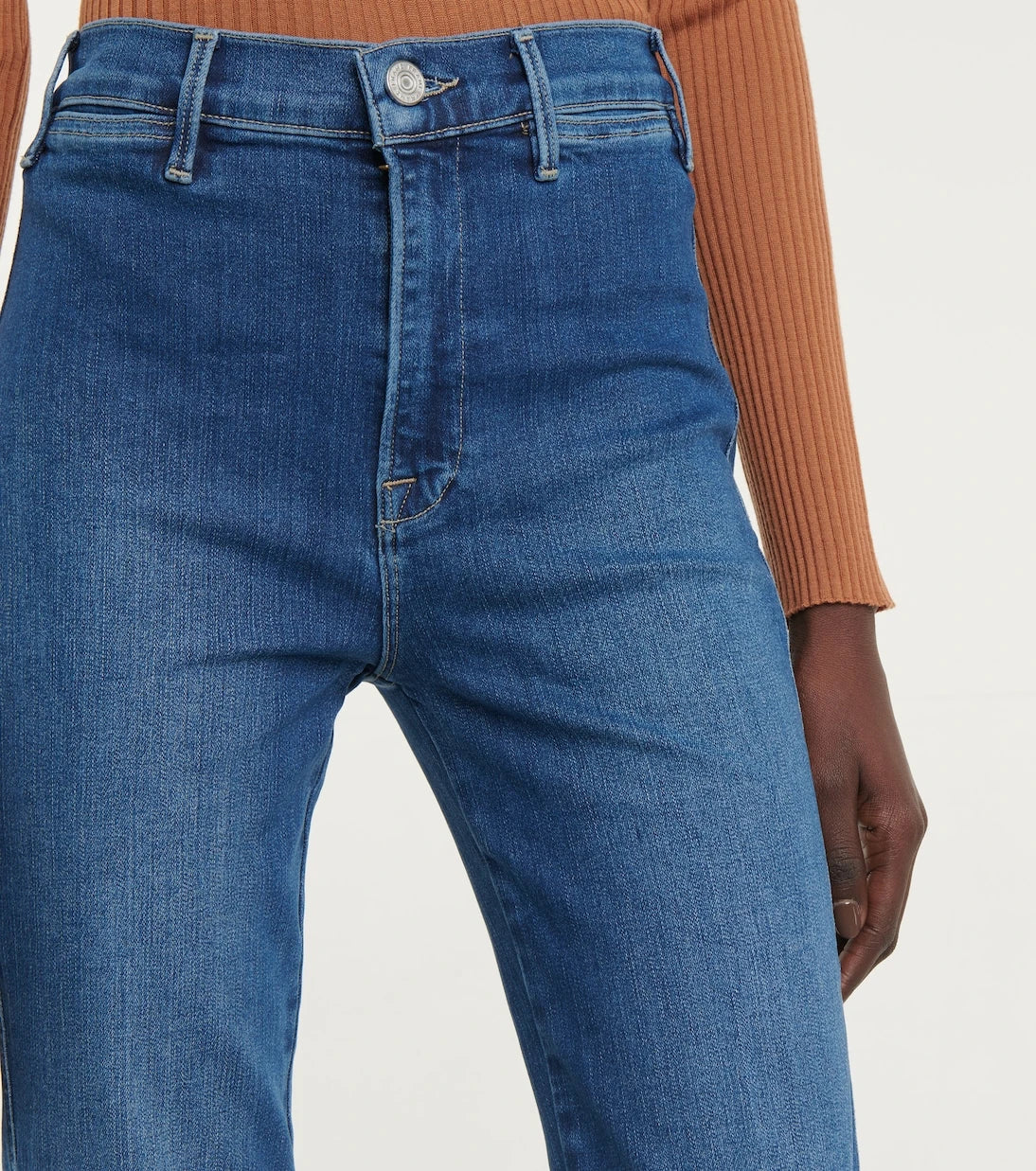 Frame - بنطلون جينز Le Sylvie Crop ضيق بقصة عالية الخصر