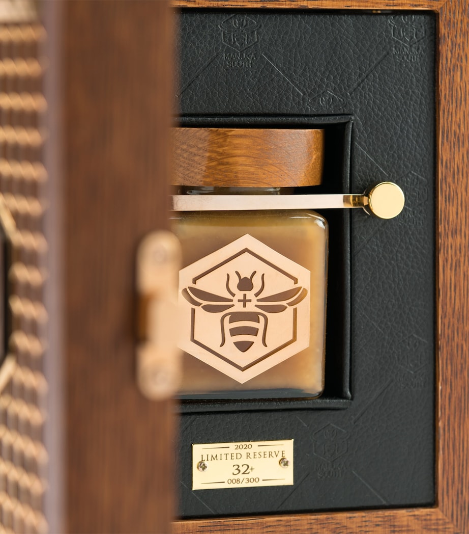 Limited Reserve Manuka Honey UMF 32+ MGO 1835 (250g)