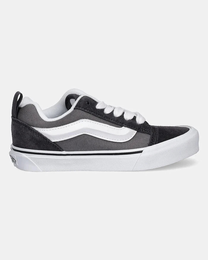 Ниски кецове Vans Knu Skool