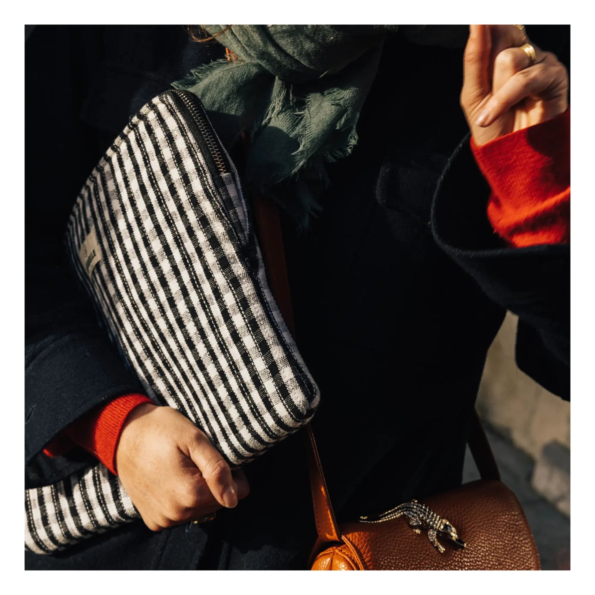 Gabrielle Paris - Gingham Laptop Case | Black
