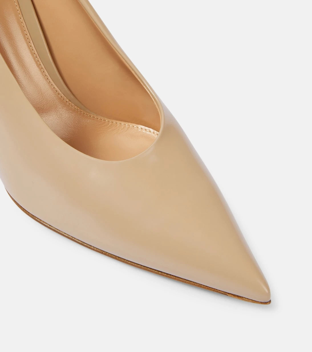 Gianvito Rossi - Robbie leather pumps