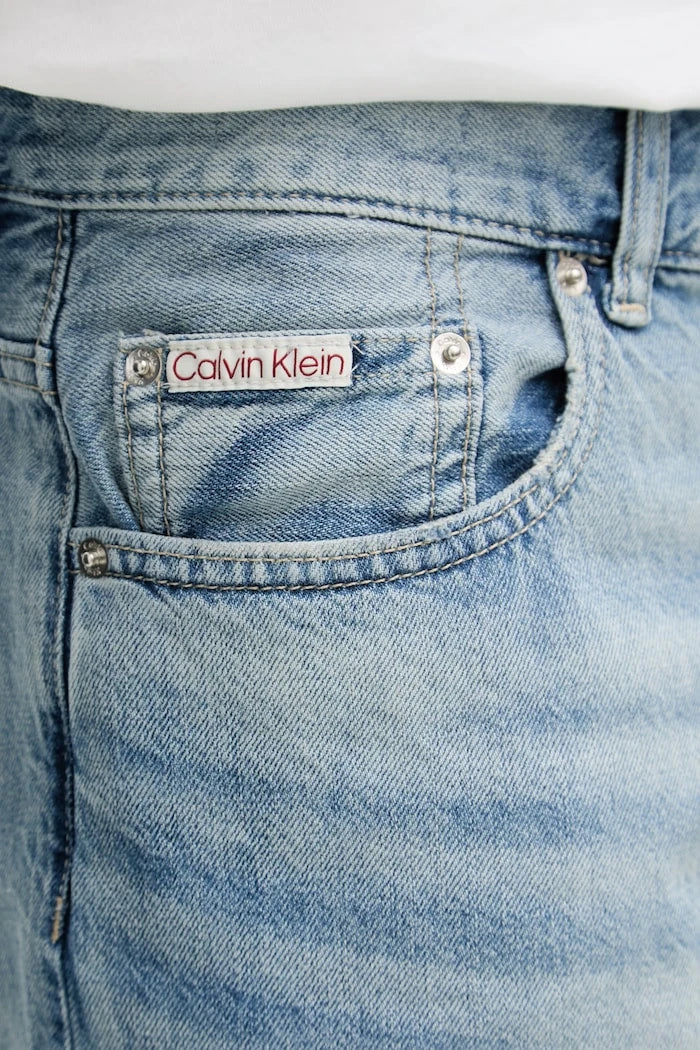 Calvin Klein Jeans erkek kısa pantolon, keten karışımlı