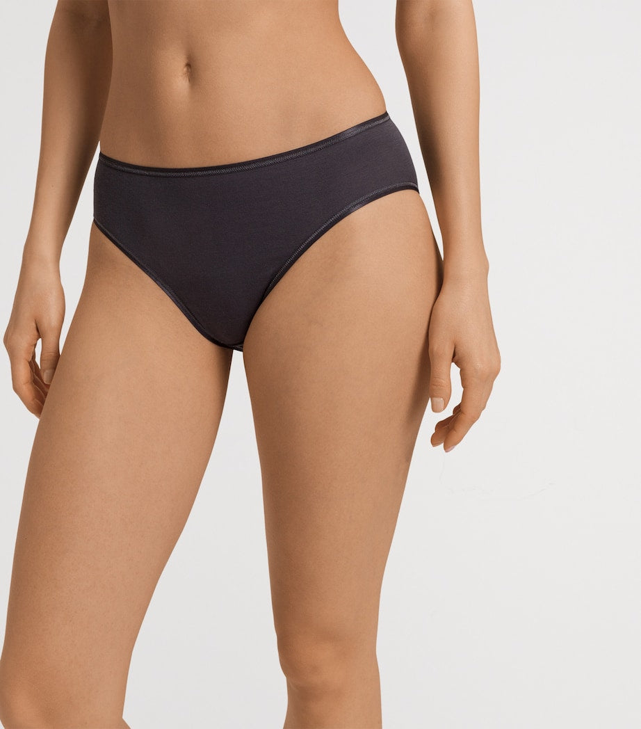 Hanro Black Cotton Seamless Midi Briefs