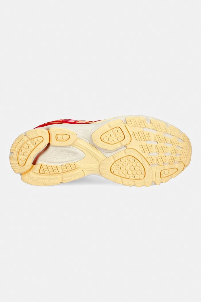 Маратонки adidas Spiritain 2000