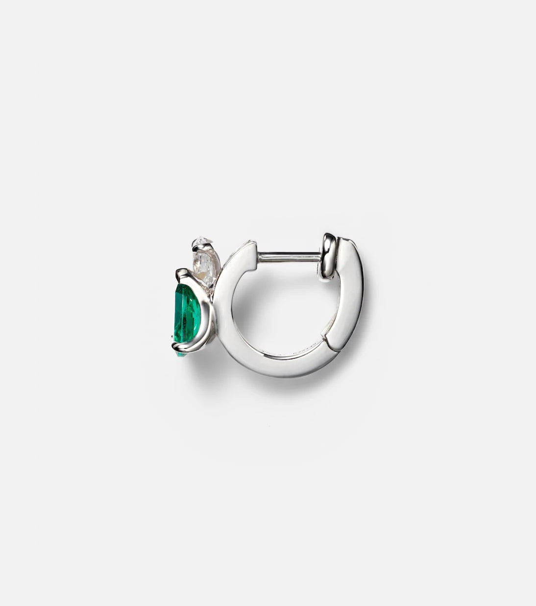Repossi - Serti sur Vide 18kt white gold single earring with diamonds and emerald