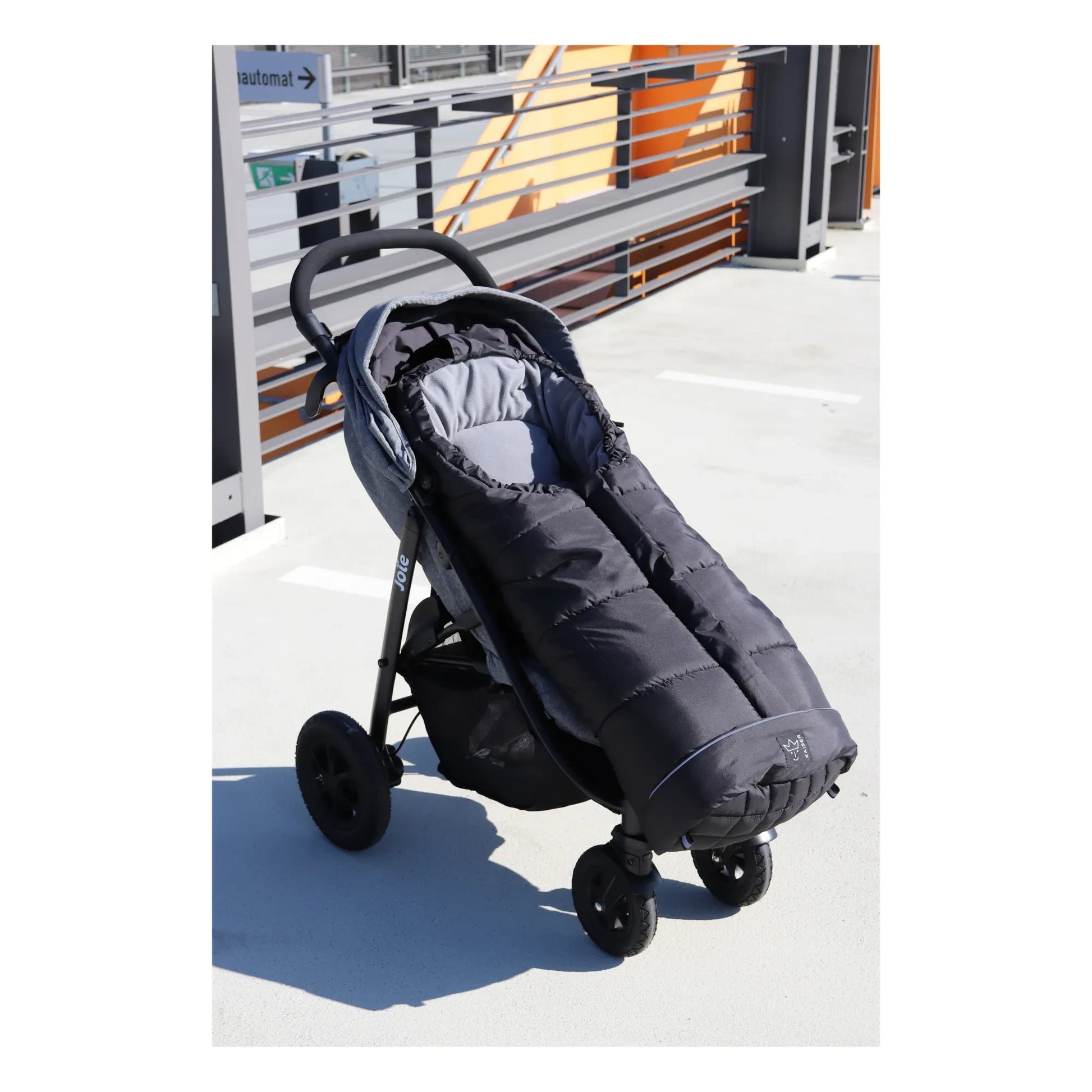 Kaiser - Pooly Universal Footmuff | Black