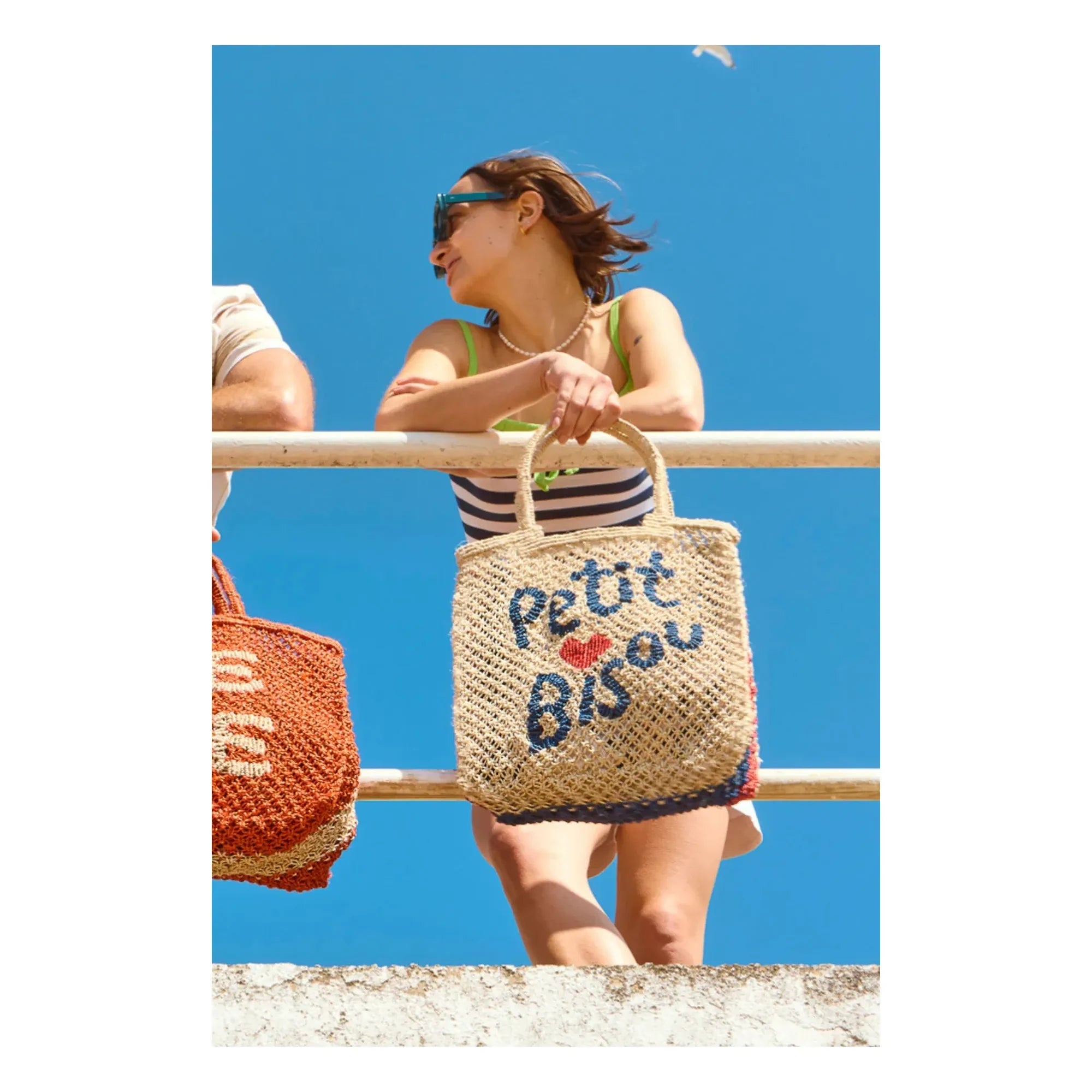 The Jacksons - Lottie Petit Bisou basket | Blue