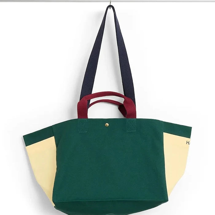 Чанта HAY Weekend Bag 35,5 x 20 x 26 cm