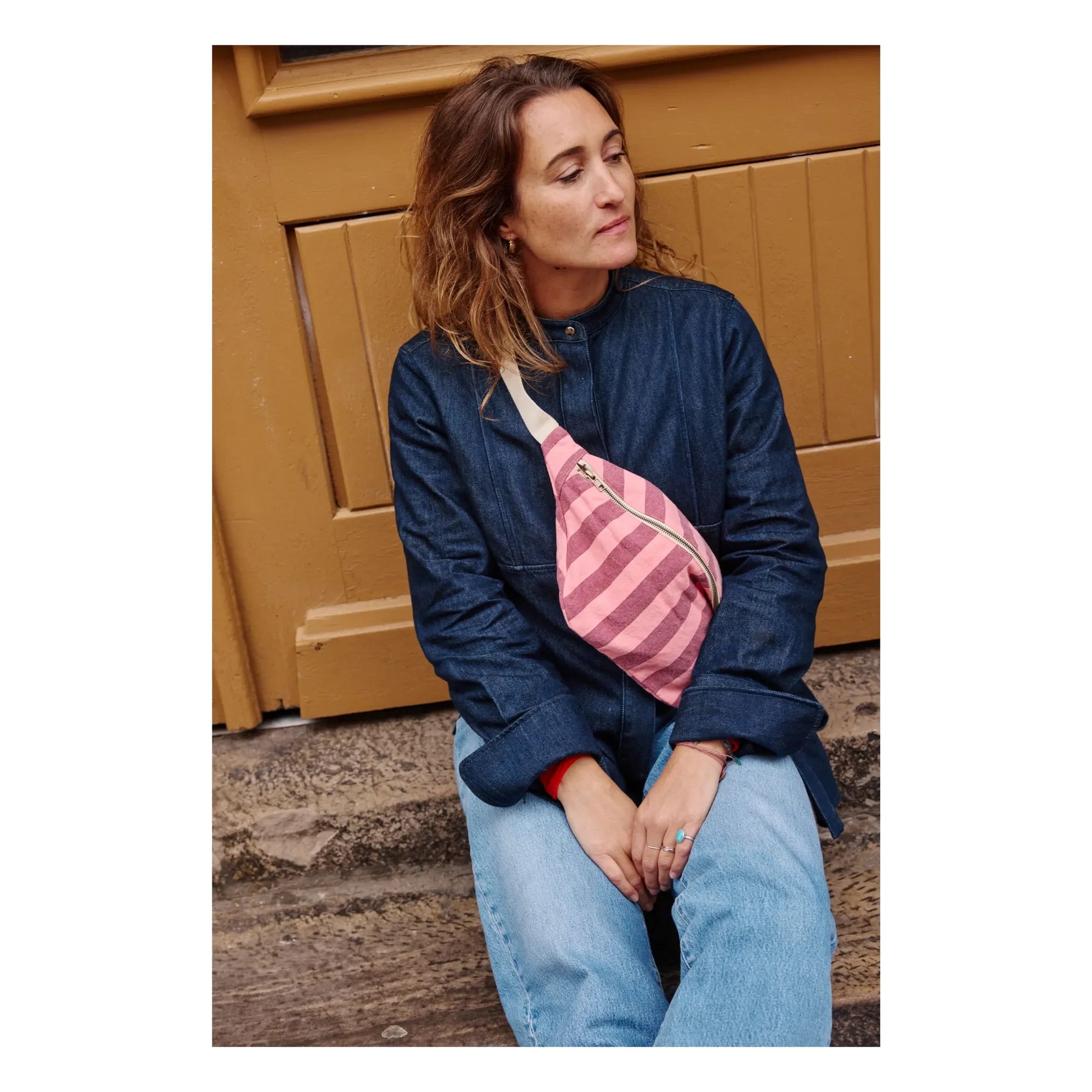 Rose in April - Striped fanny pack | Pink