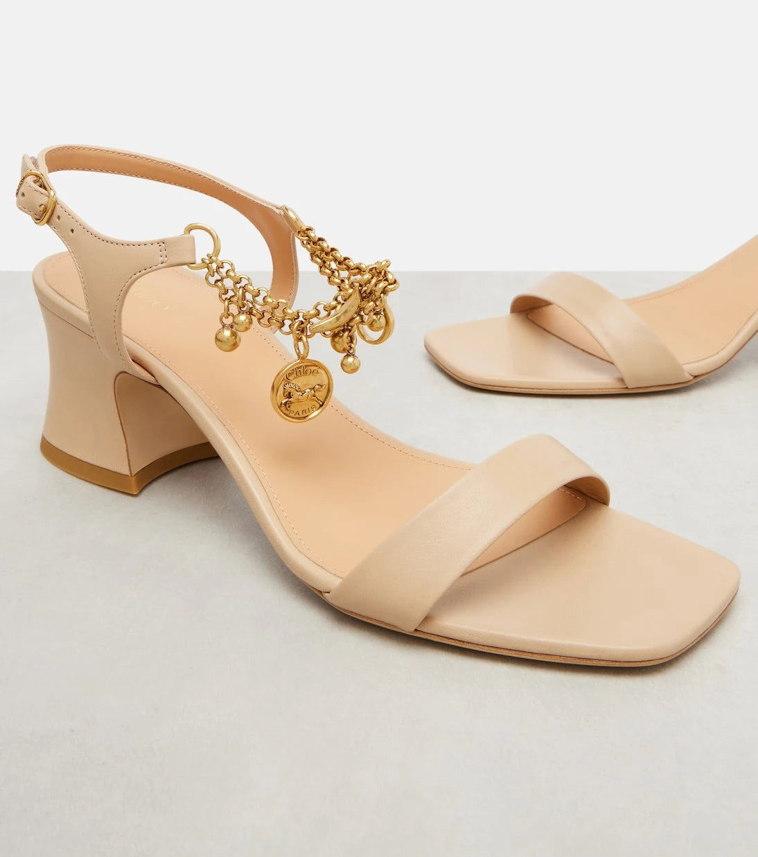 Chloé - Chloé Charms deri sandalet