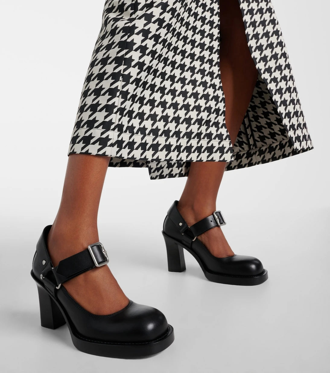 Burberry - 85 leather pumps