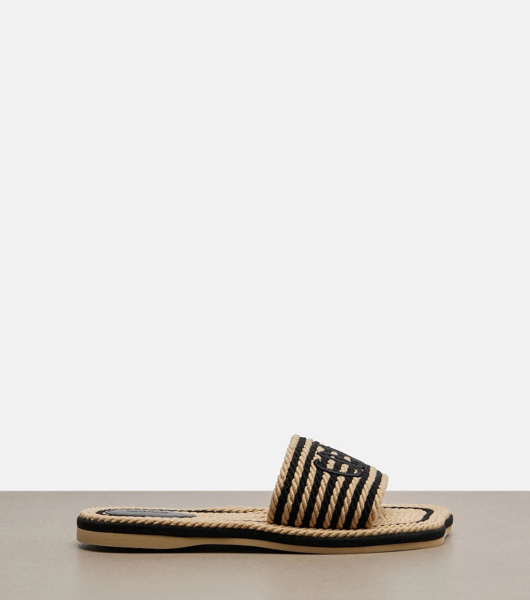 Chloé - Chloé Sand logo slides