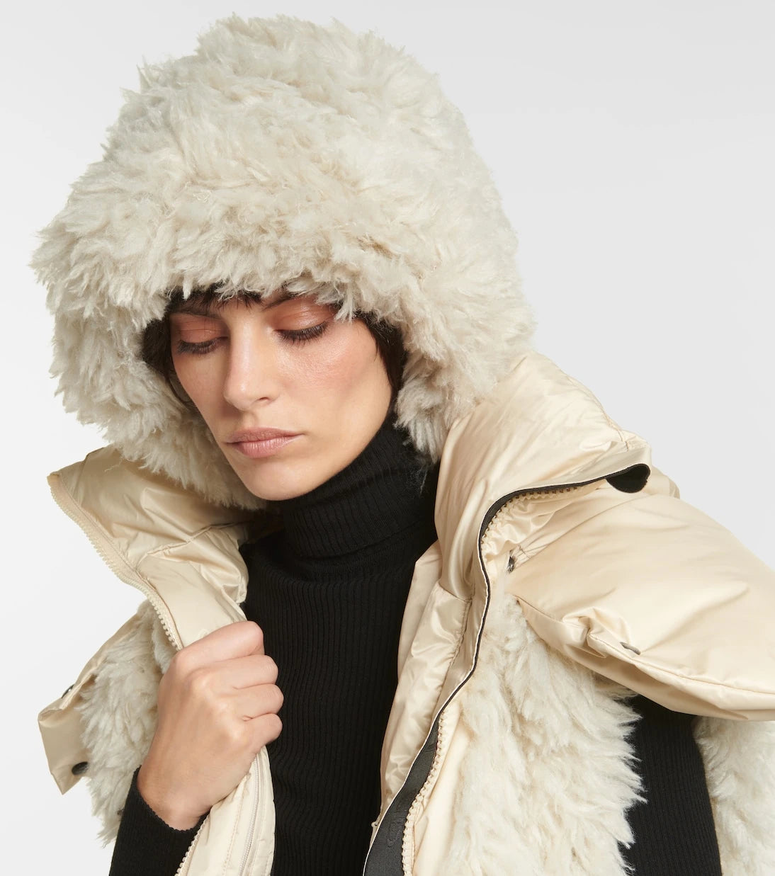 Goldbergh - Bird faux fur bucket hat