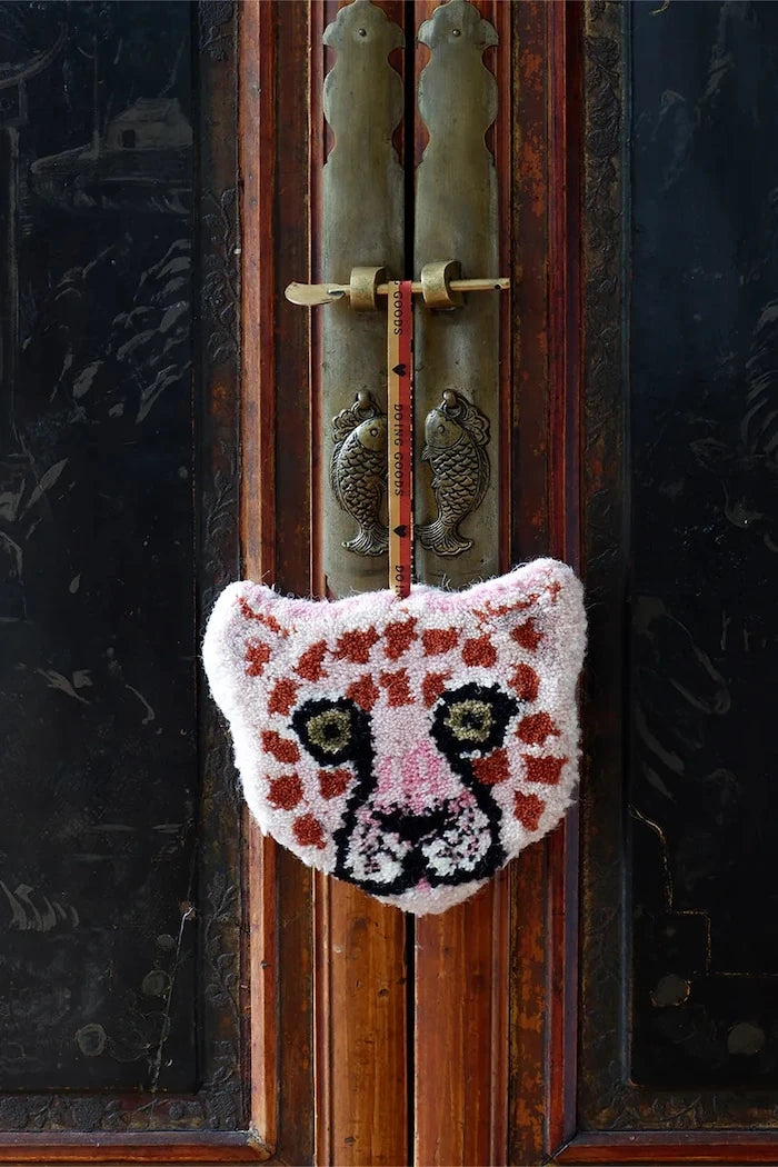 Duvar Dekoru Doing Goods Pinky Leopard 20 x 22 x 2 cm