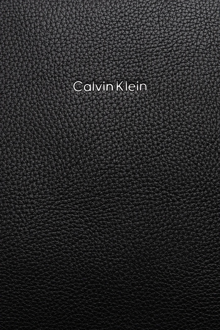 Чанта Calvin Klein