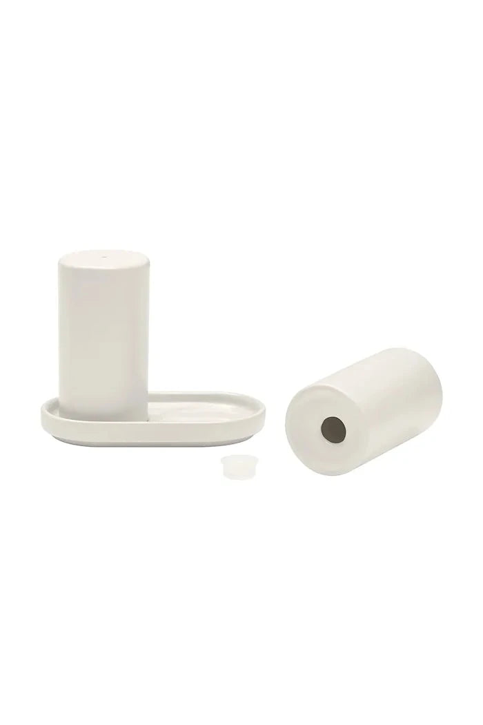 Blomus Pilar 9 cm Tabaklı Tuzluk ve Biberlik
