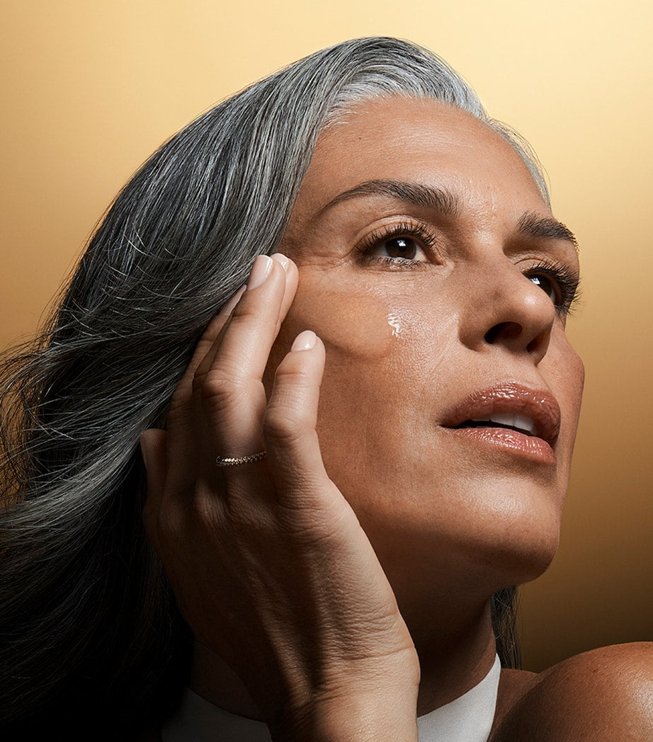 Re-Nutriv Ultimate Diamond Transformative Brilliance Serum (30ml)