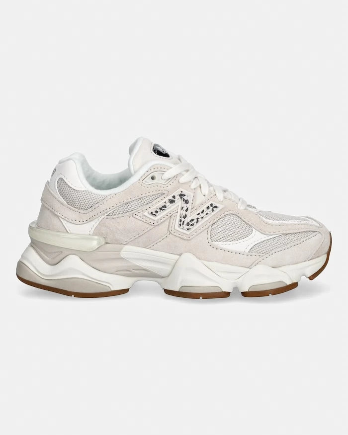 New Balance 9060 Kadın Spor Ayakkabı