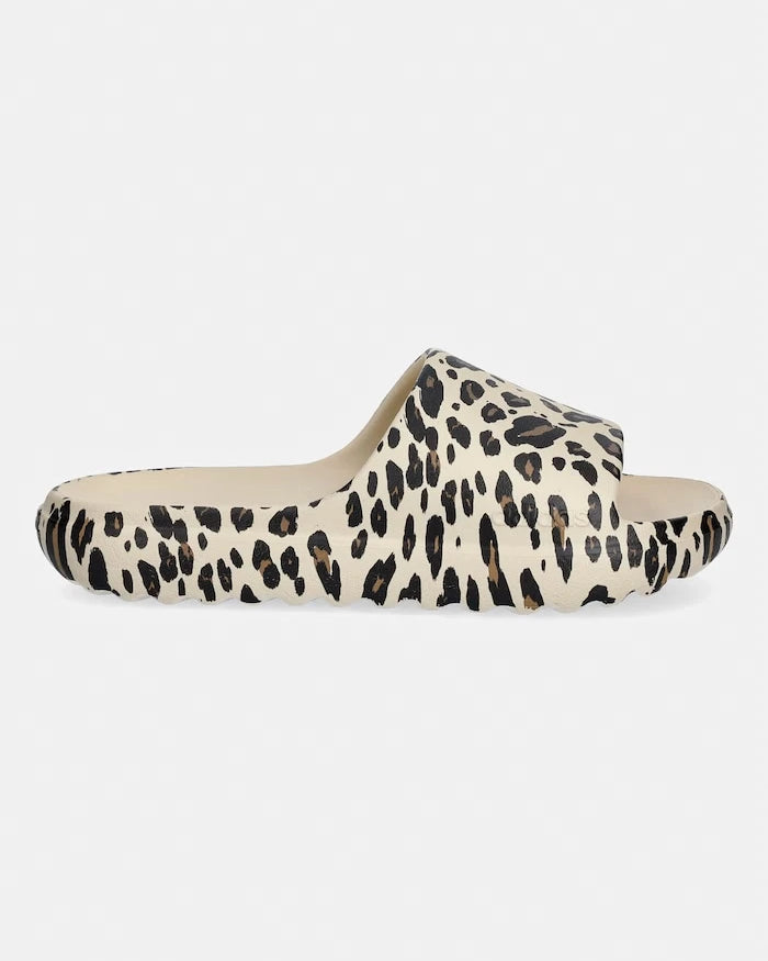 adidas havuz terlikleri Adilette Lumia