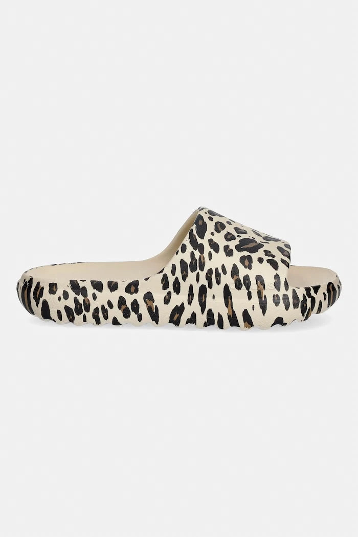 adidas havuz terlikleri Adilette Lumia
