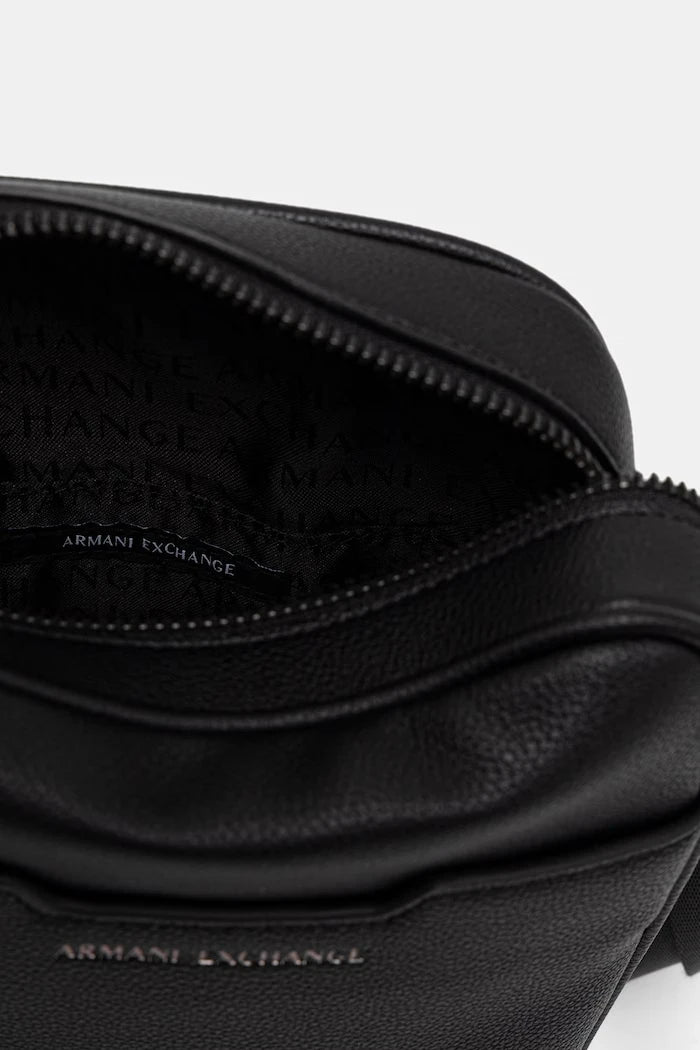 Armani Exchange през рамо мъжка от имитация на кожа