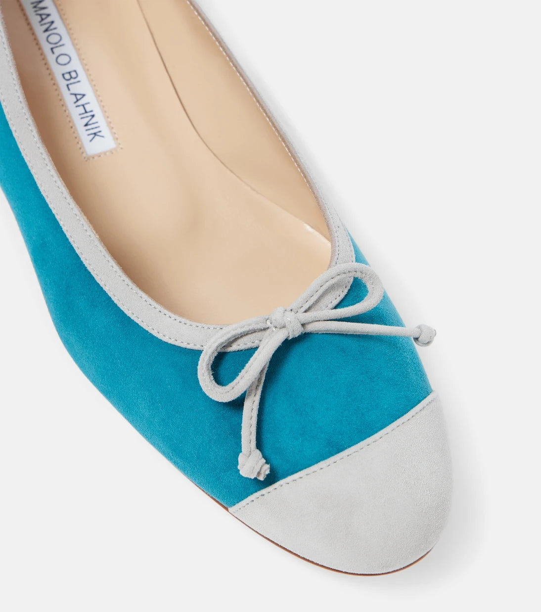 Manolo Blahnik - حذاء باليه كاببال من الشامواه
