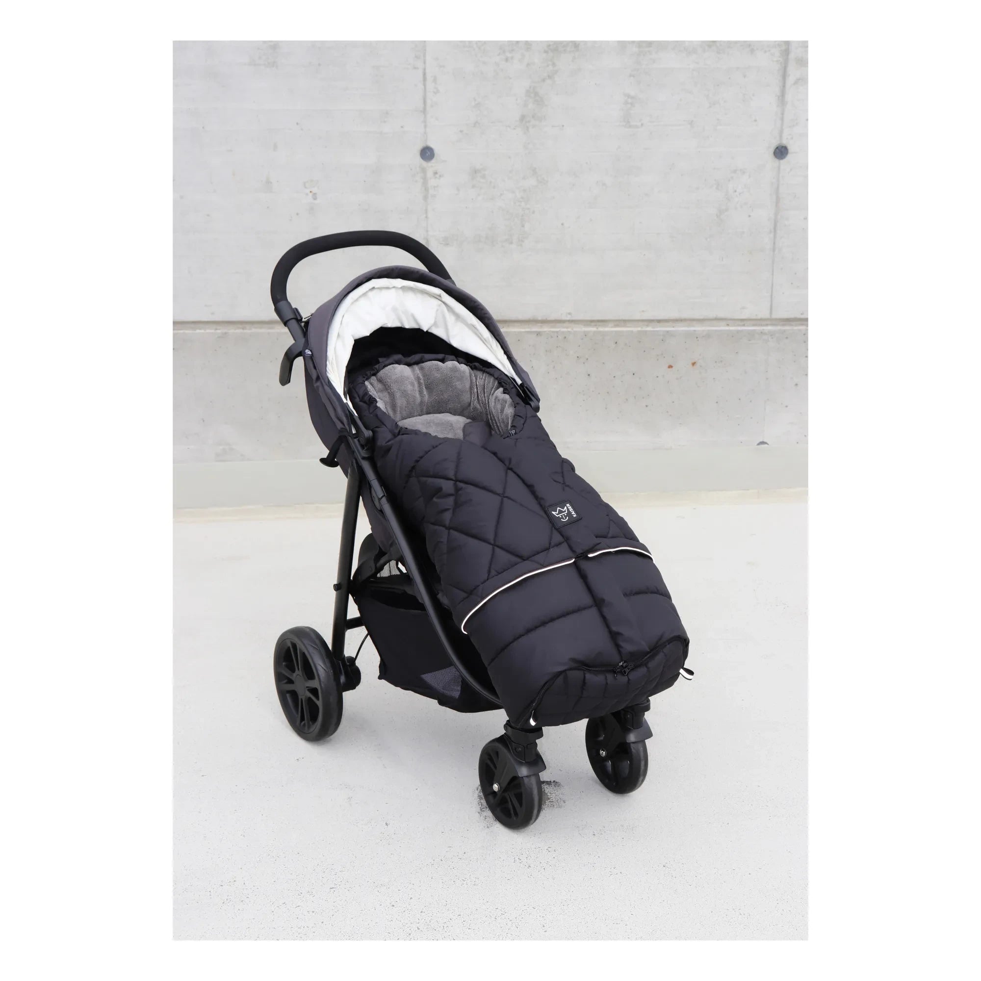 Kaiser - Moony 2 in 1 Universal Footmuff | Black