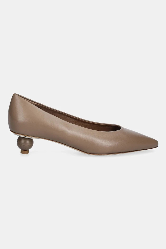 Кожени обувки с тънък ток Weekend Max Mara Wkabacini