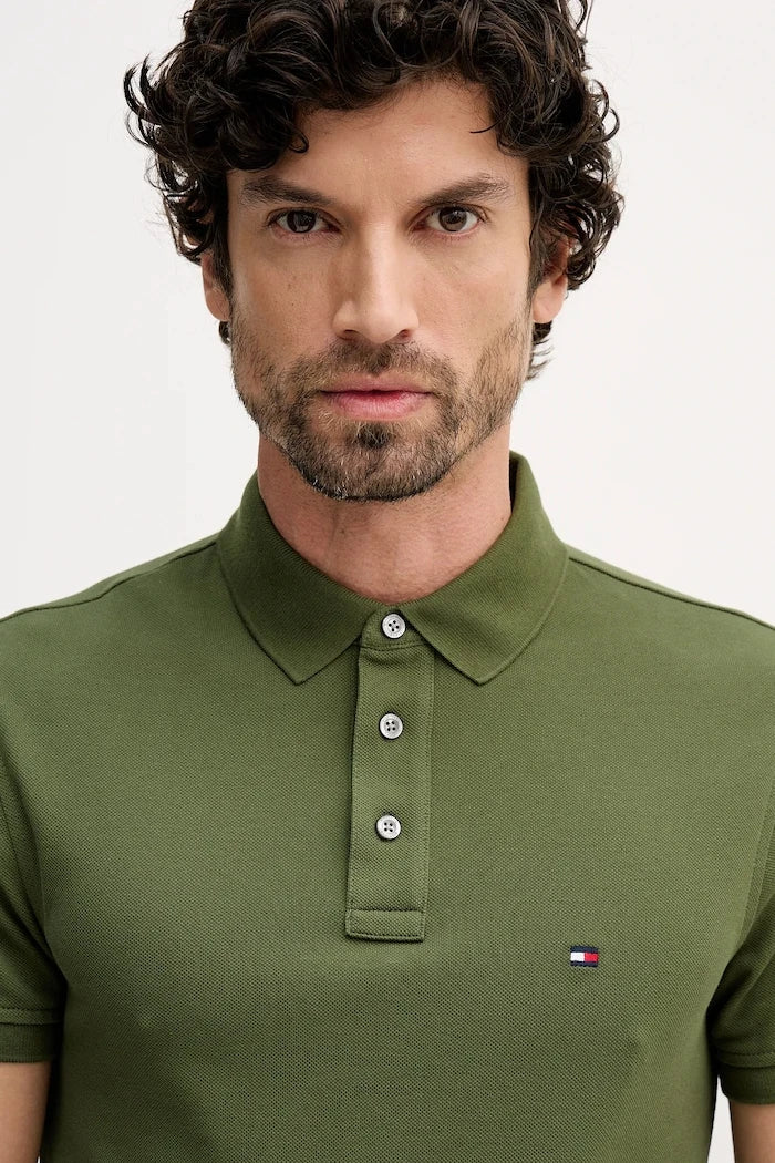 Tommy Hilfiger pamuk ve elastanlı yakalı tişört
