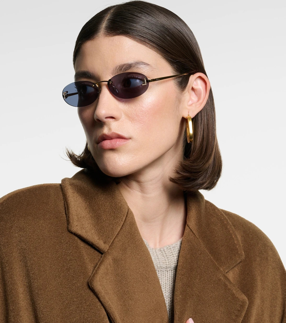 Fendi - نظارات Fendi First الشمسية المرصعة بالكريستال