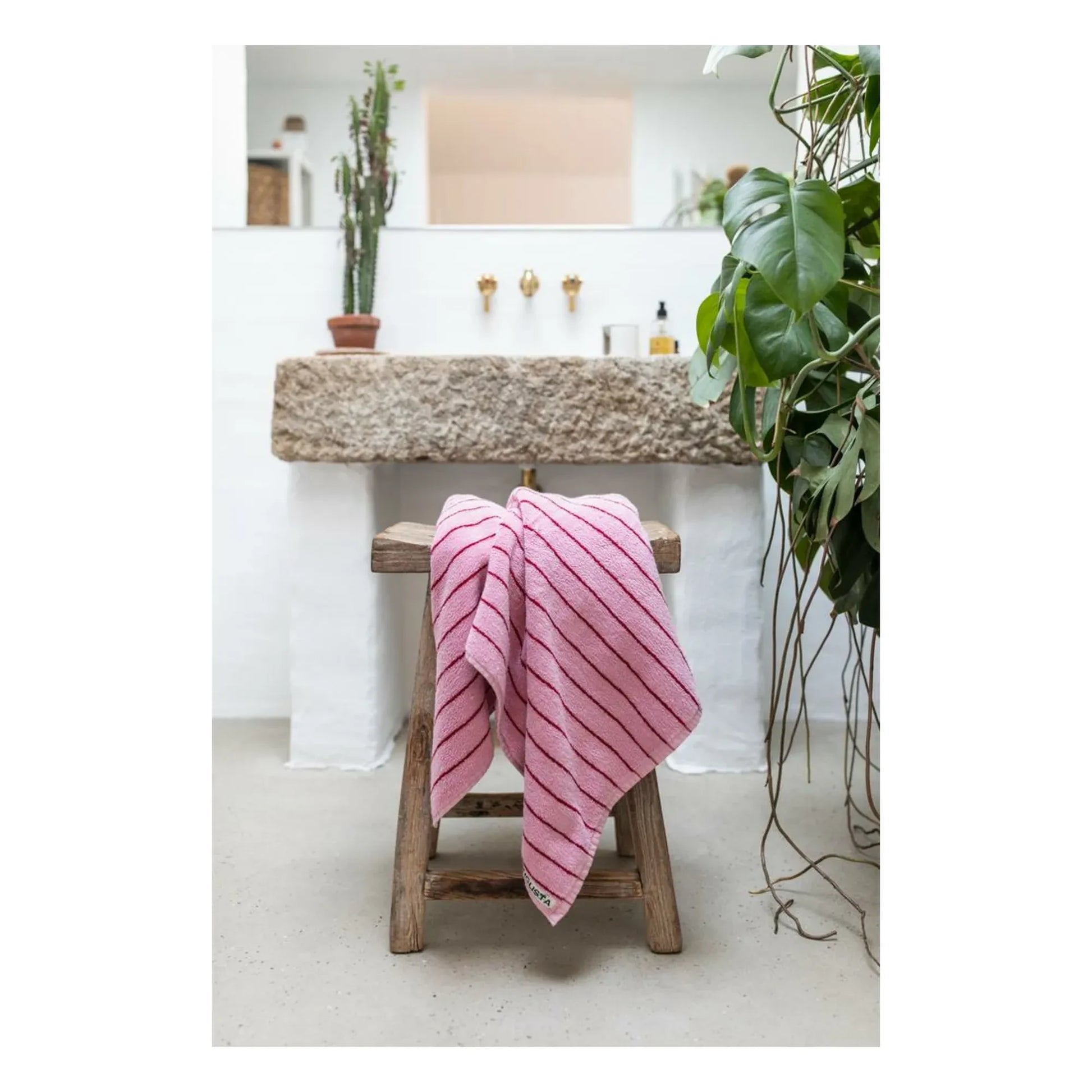 Bongusta - Naram bath towel | Pink