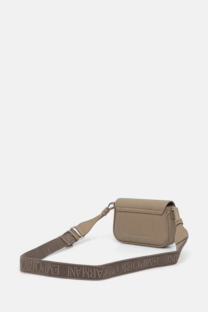 Emporio Armani kadın crossbody çanta