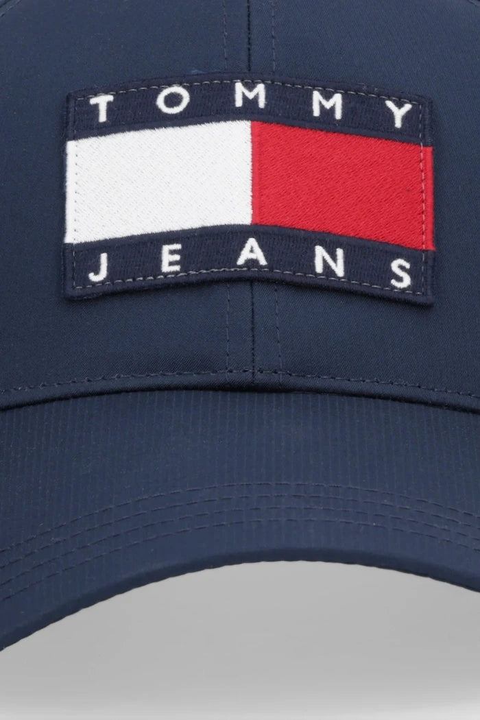 Шапка с козирка Tommy Jeans