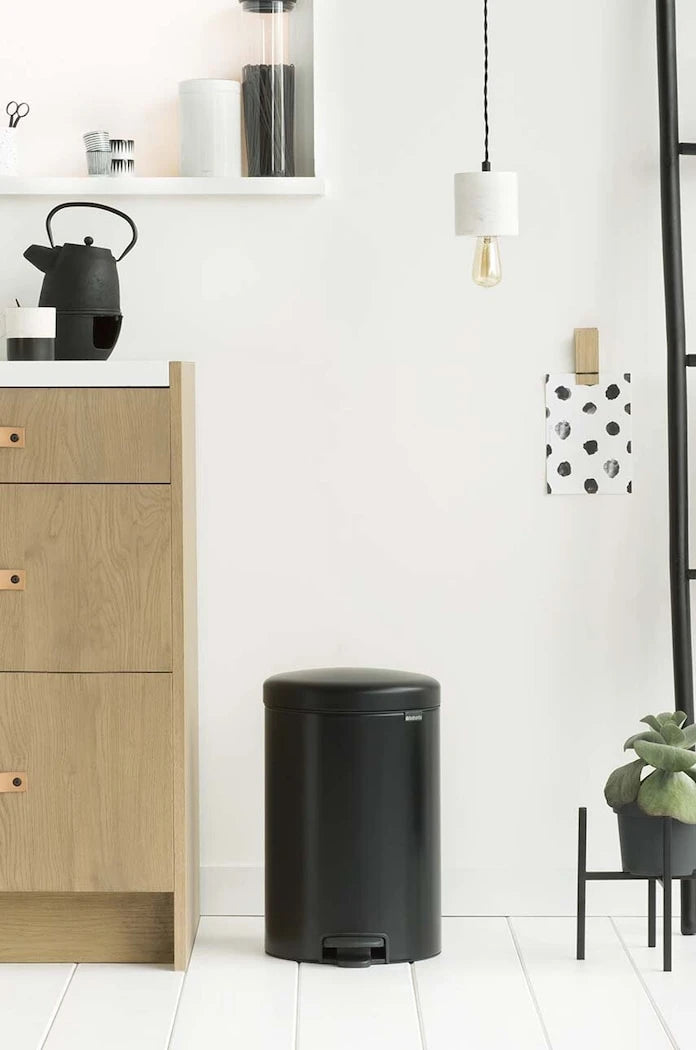 Кошче за боклук Brabantia NewIcon 20 L