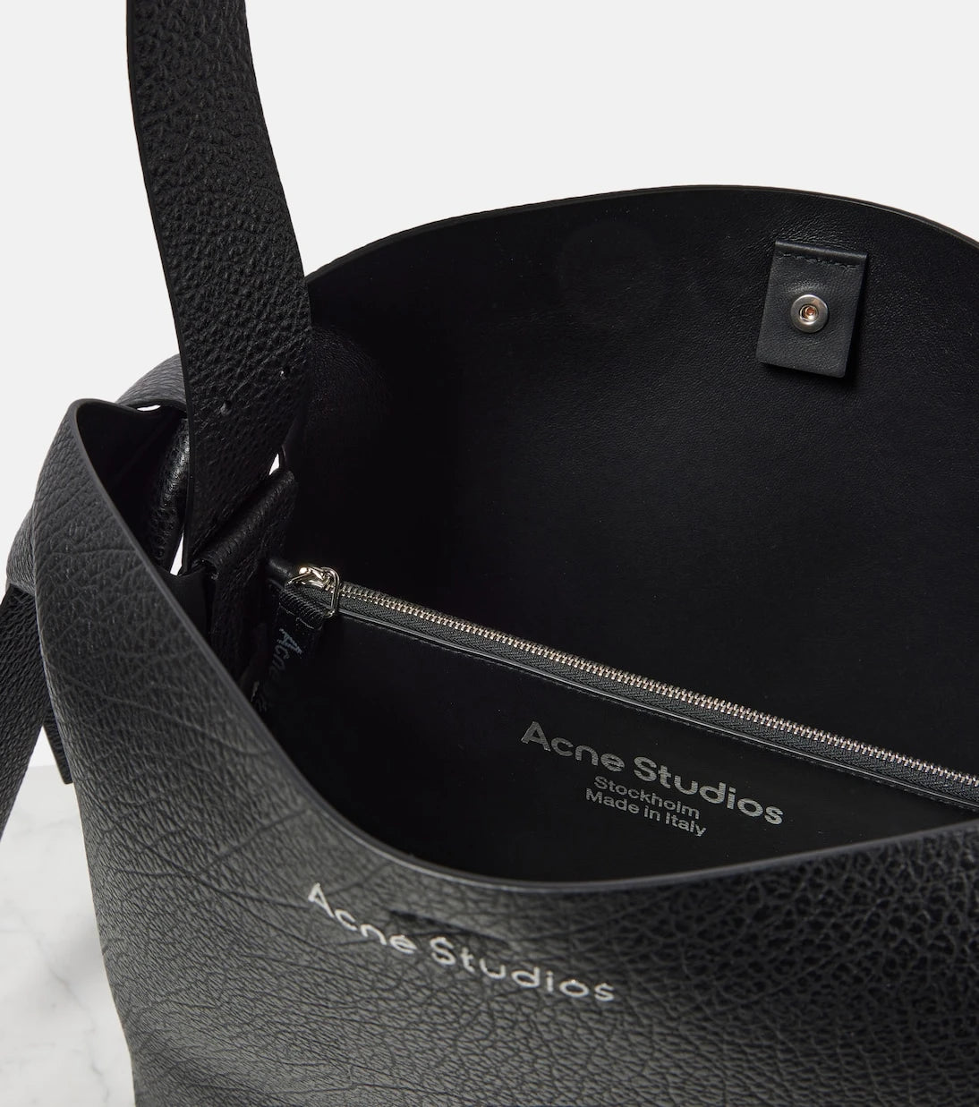 Acne Studios - Musubi Medium leather shoulder bag