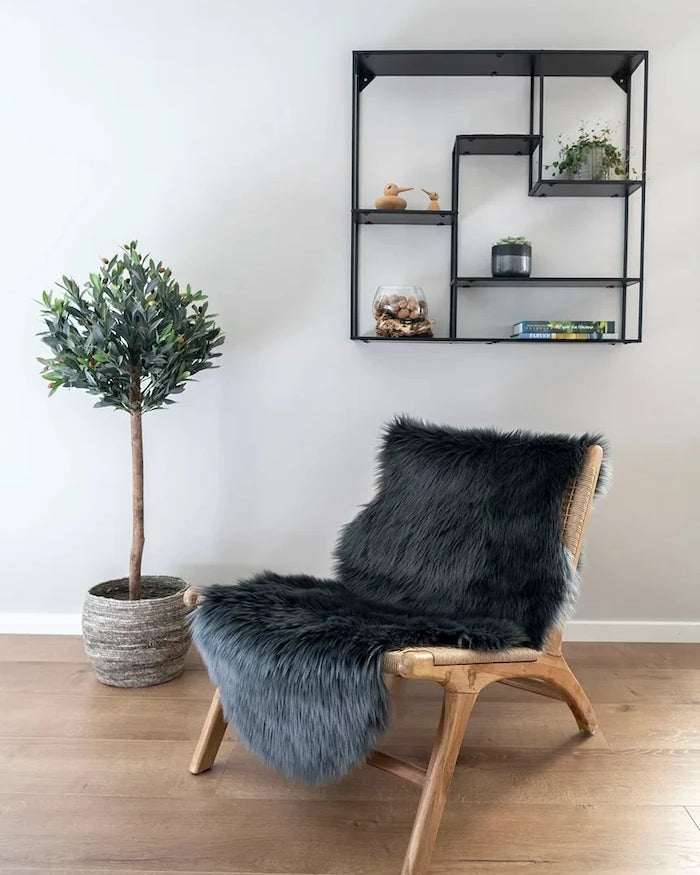 House Nordic Yapay Kuzu Derisi Yatak Örtüsü 60 x 180 cm