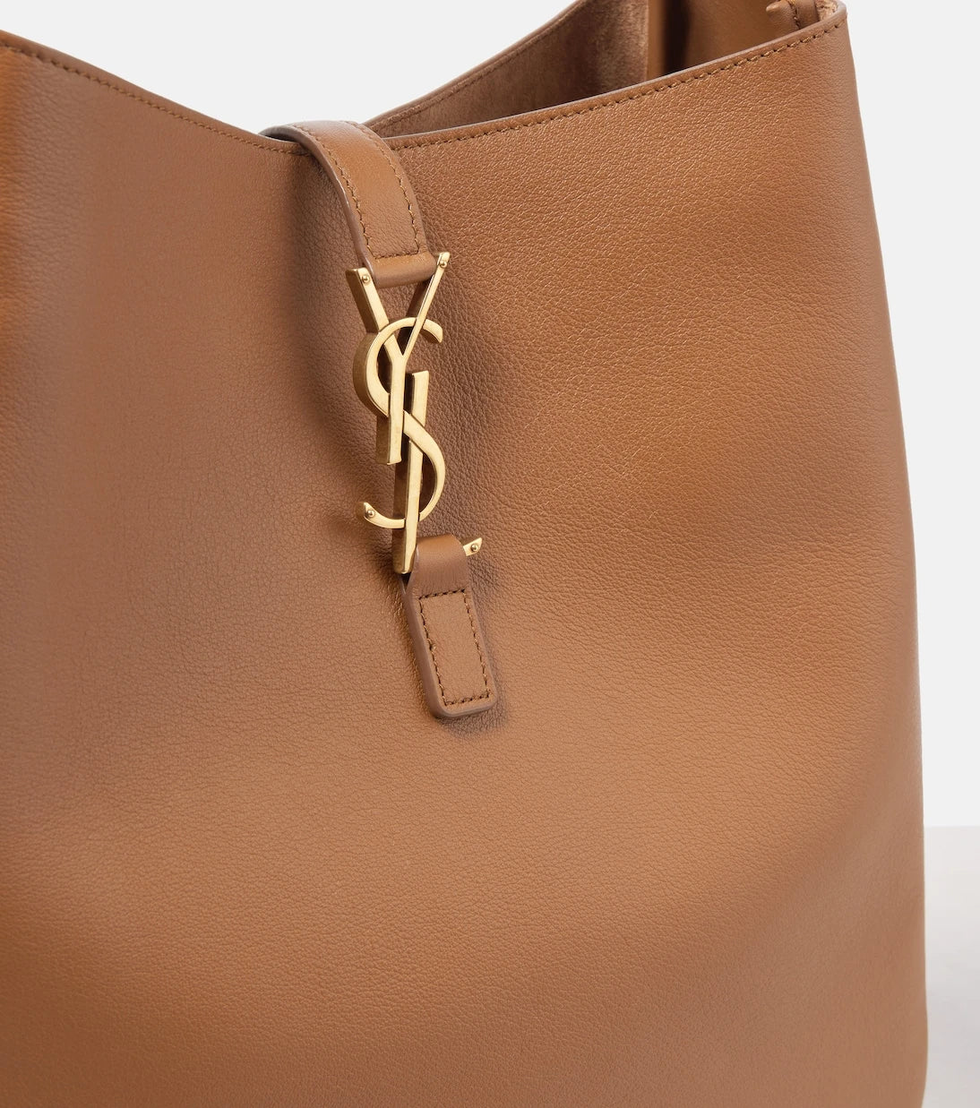 Saint Laurent - Le 5 à 7 Supple Large leather shoulder bag