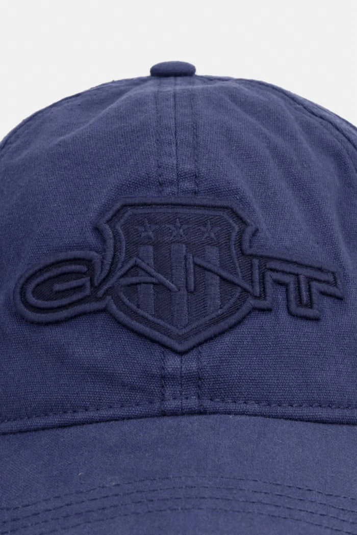 Шапка с козирка Gant