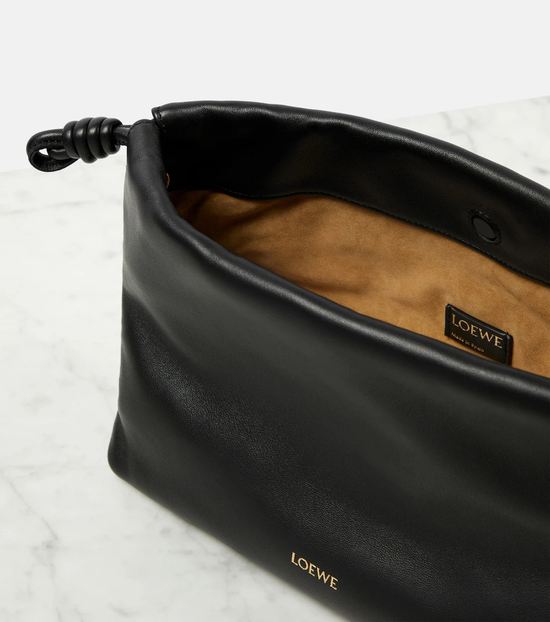 Loewe - حقيبة كلاتش فلامنكو صغيرة من الجلد