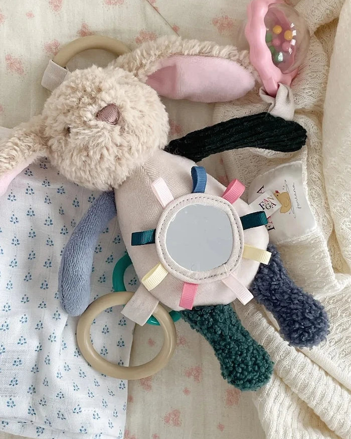 Aktif gelişim için oyuncak Fanga Fontana PELUCHE BUNNY