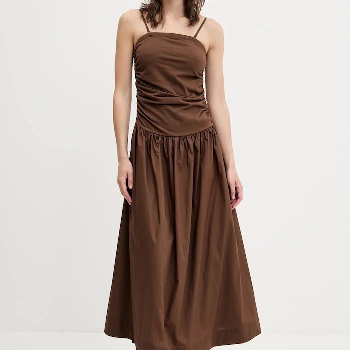 Never Fully Dressed Elbise