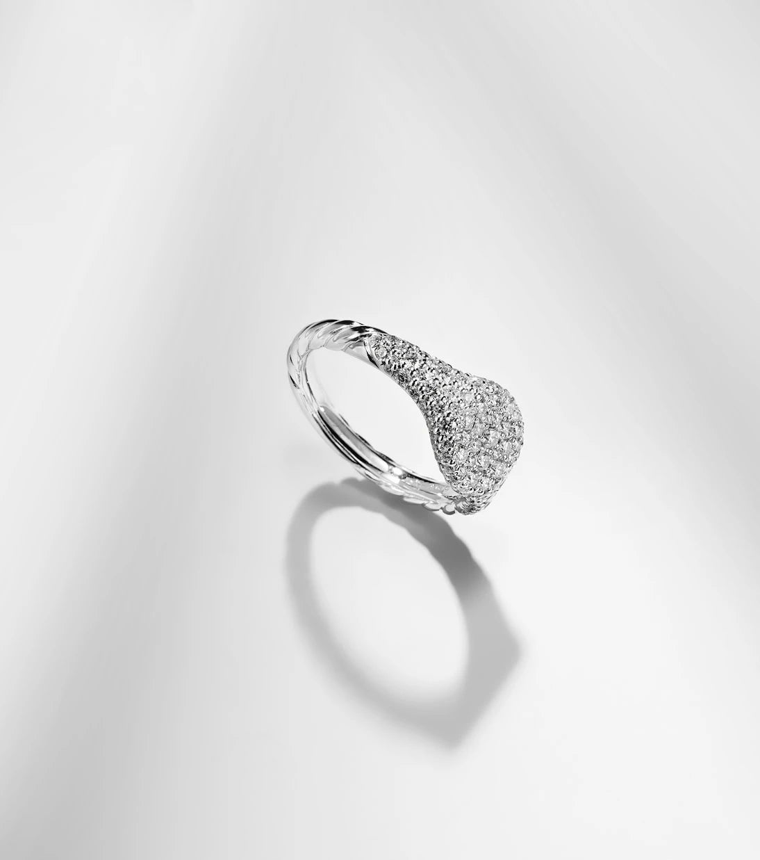 David Yurman - 18kt white gold pinky ring with diamonds