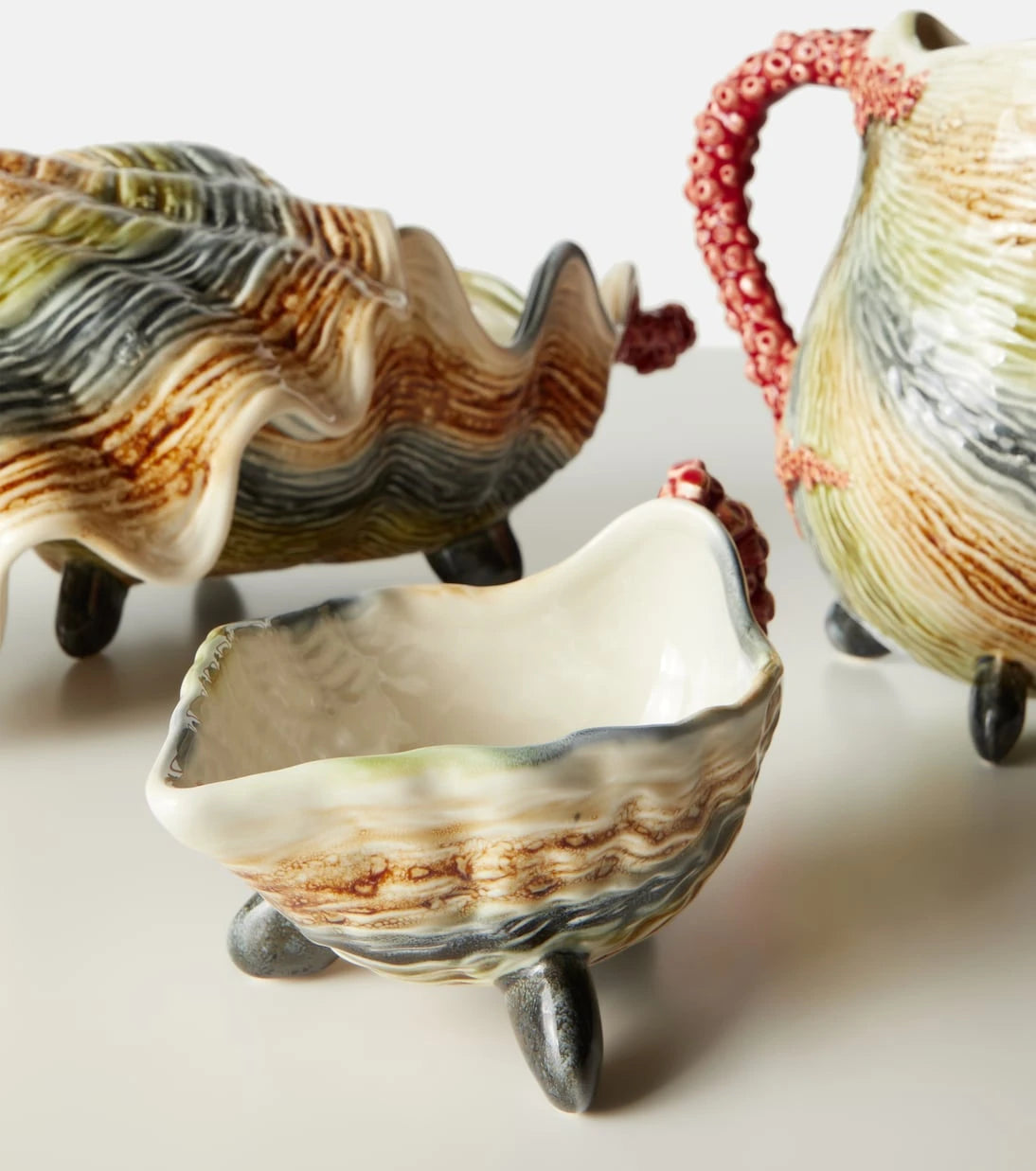 Bordallo Pinheiro - Oyster earthenware jug