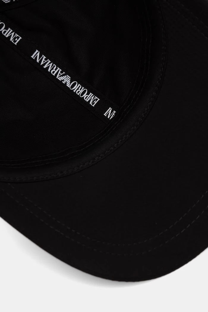 Emporio Armani erkek бейзbol şapkası