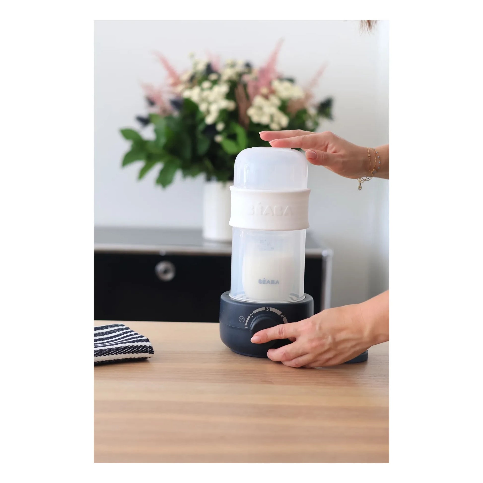 Béaba - Baby Milk Second Steam Bottle Warmer | Midnight blue