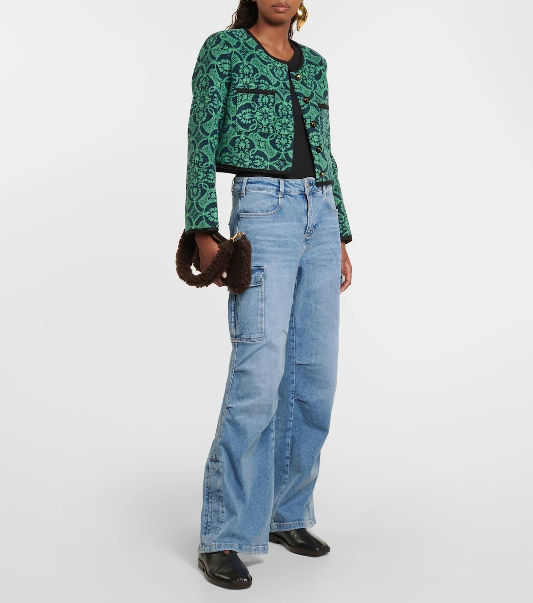 AG Jeans - جينز كارجو بقصة أرجل واسعة وخصرٍ عالٍ